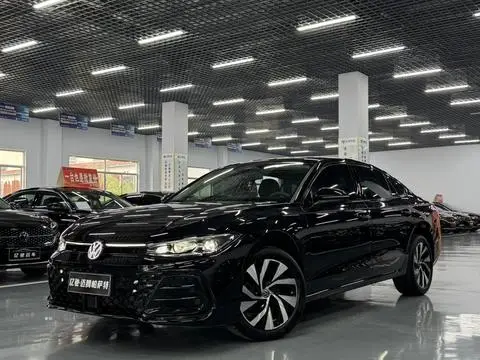 Volkswagen Passat 2025