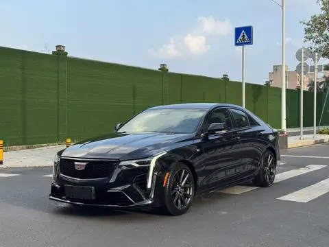 Cadillac CT4 2022