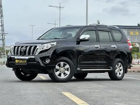 Toyota Prado 2017 — фото 1