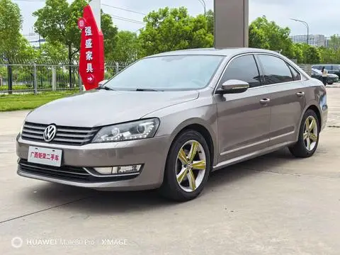 Volkswagen Passat 2011