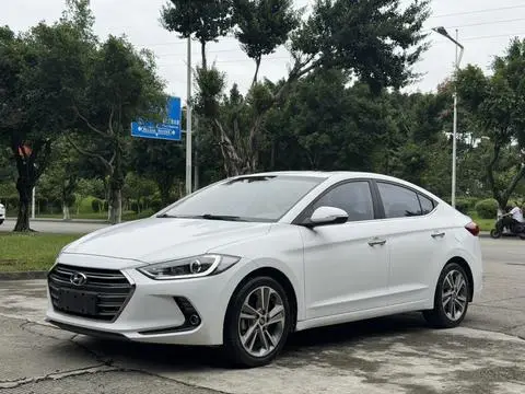 Hyundai 领动 2018 — фото 1