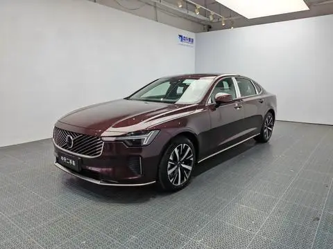 Volvo S90 2026