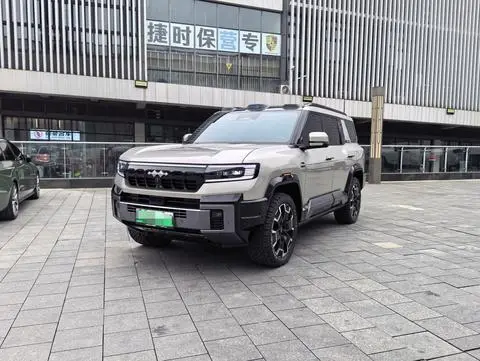 BYD Leopard 8 2025