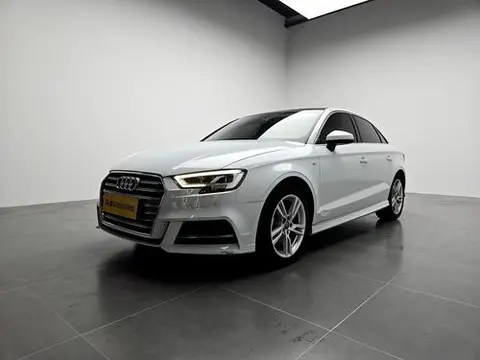 Audi A3 2020 — фото 1