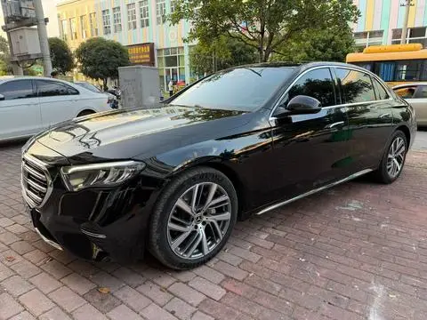Mercedes-Benz E-Class 2025