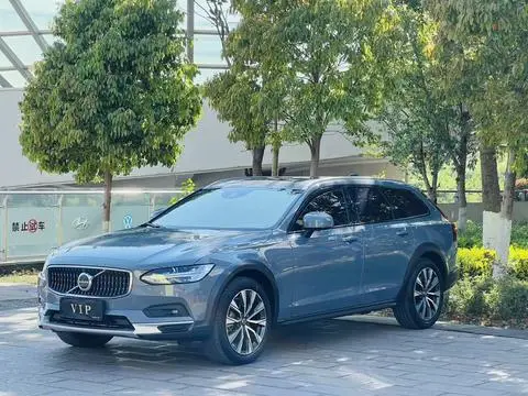 Volvo V90 2021