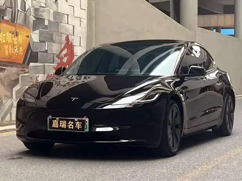 Tesla Model 3 2023 — фото 1