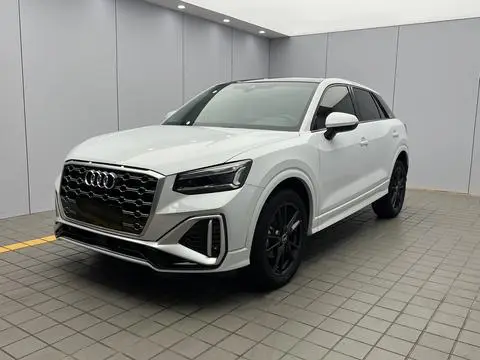Audi Q2L 2022