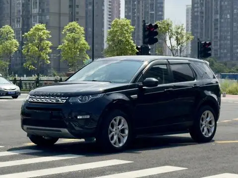 Land Rover Discovery Sport 2017 — фото 1
