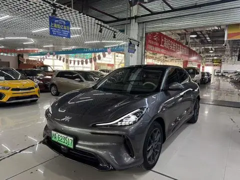 IM Motors 智己LS6 2023