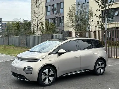 Baojun 云朵 2023