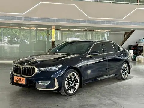 BMW 5 Series 2024
