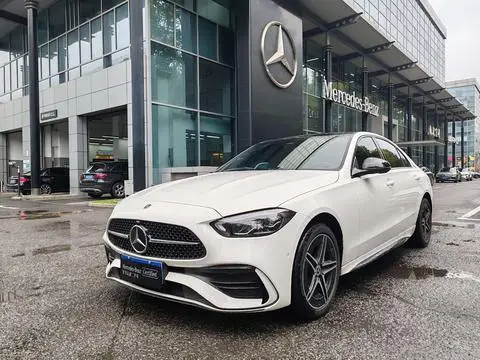 Mercedes-Benz C-Class 2024