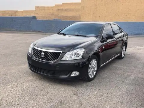 Toyota Crown 2011