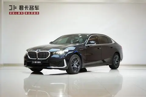 BMW 5 Series 2025