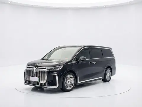 Voyah 梦想家 PHEV 2025