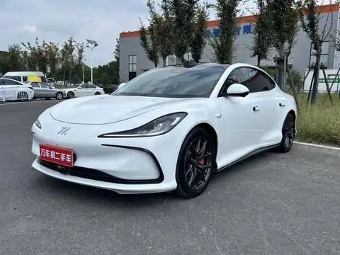 IM Motors 智己L6 2024