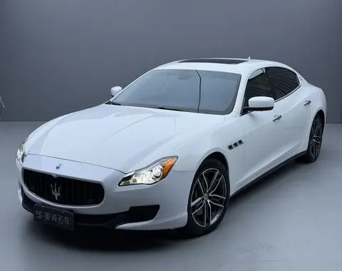 Maserati Quattroporte 2013