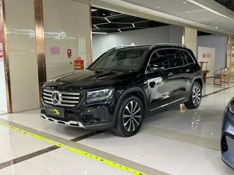 Mercedes-Benz GLB 2024