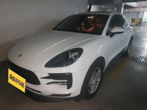 Porsche Macan 2020