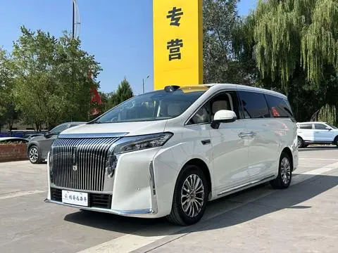 Wey 高山 PHEV 2025