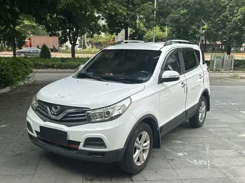 BAIC S2 2015 — фото 1