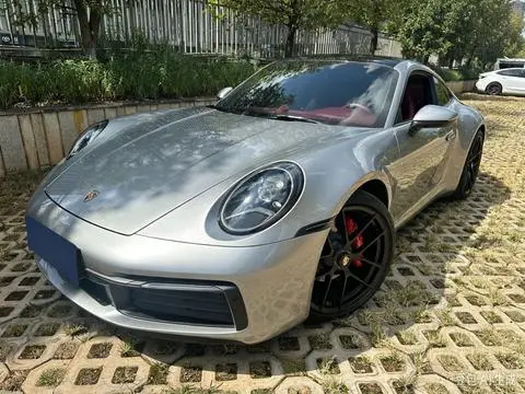 Porsche 911 2020
