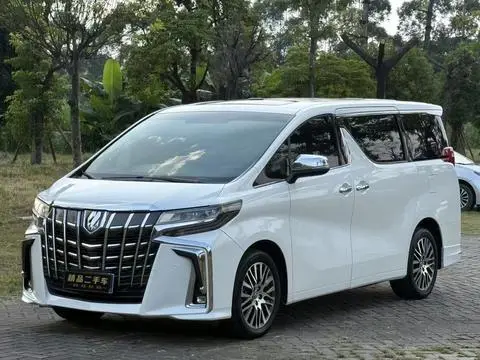 Toyota 埃尔法 2015