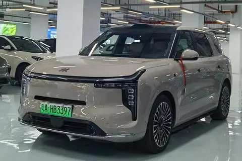IM Motors 智己LS8 2026