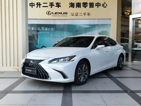 Lexus ES 2022 — фото 1