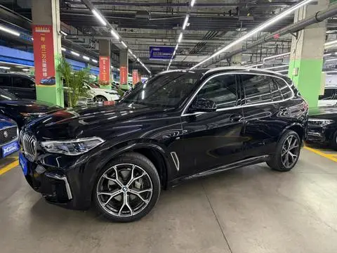 BMW X5 2022 — фото 1