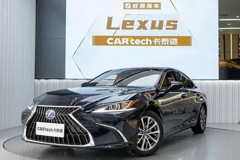Lexus ES 2021