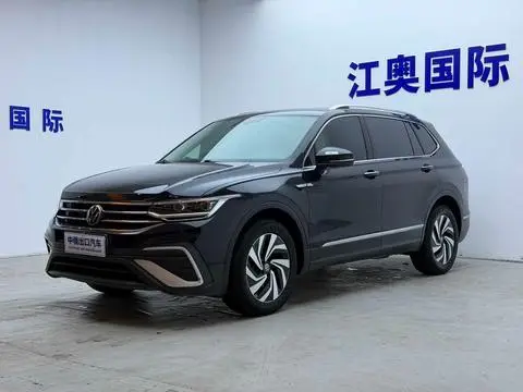 Volkswagen Tiguan L 2023