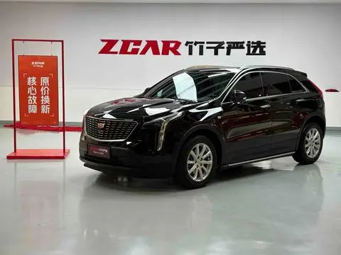 Cadillac XT4 2020 — фото 1