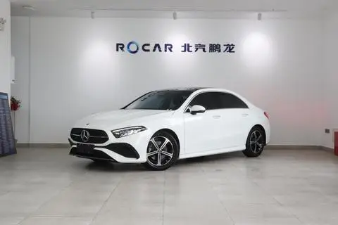 Mercedes-Benz A-Class 2023 — фото 1
