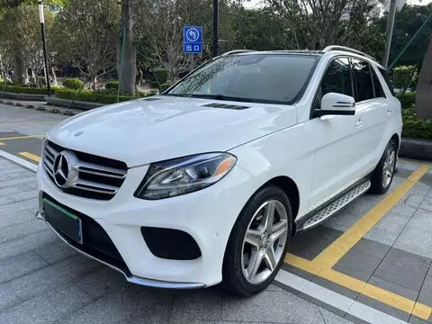 Mercedes-Benz GLE 2016 — фото 1