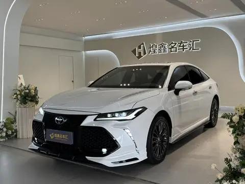 Toyota 亚洲龙 2022