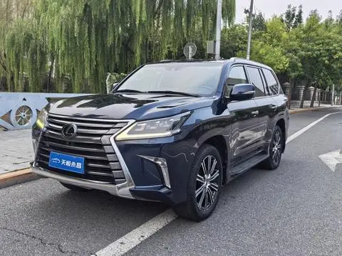 Lexus LX 2017