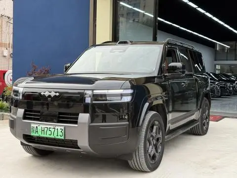 BYD Leopard 钛7 PHEV 2025