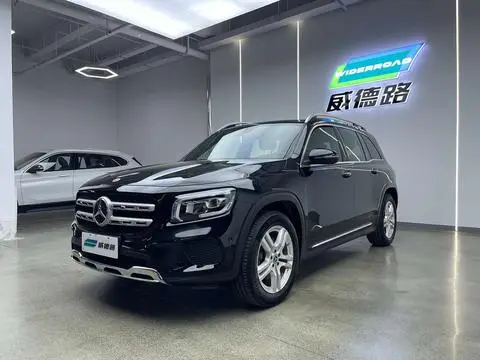 Mercedes-Benz GLB 2021 — фото 1