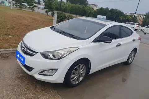 Hyundai Elantra Langdong 2015