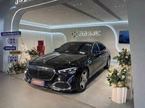 Mercedes-Benz 迈巴赫S-Class 2023