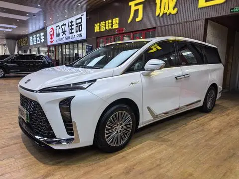 Buick GL8 PHEV 2024