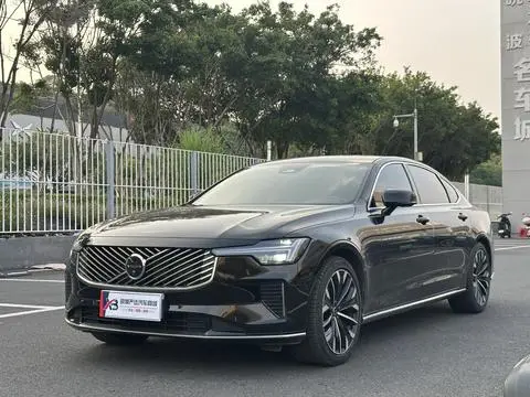 Volvo S90 2026