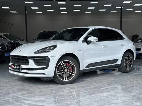 Porsche Macan 2022 — фото 1