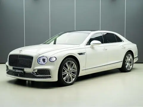 Bentley 飞驰 2022