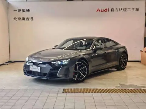 Audi RS e-tron GT 2023