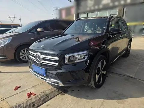 Mercedes-Benz GLB 2023