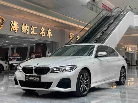 BMW 3 Series 2022 — фото 1