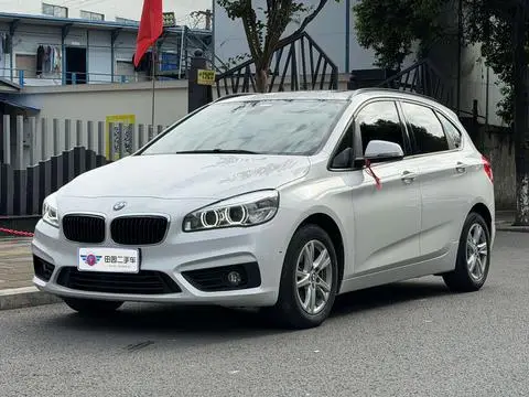 BMW 2 Series 旅行车 2016